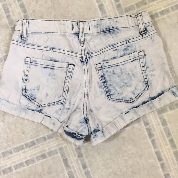 | Forever21 Acid Wash Shorts | - Picture 2 of 3